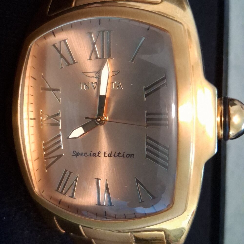 EUC Invicta Lupah Model 15192 Special Edition Men's Watch in Original Box - Picture 10 of 11